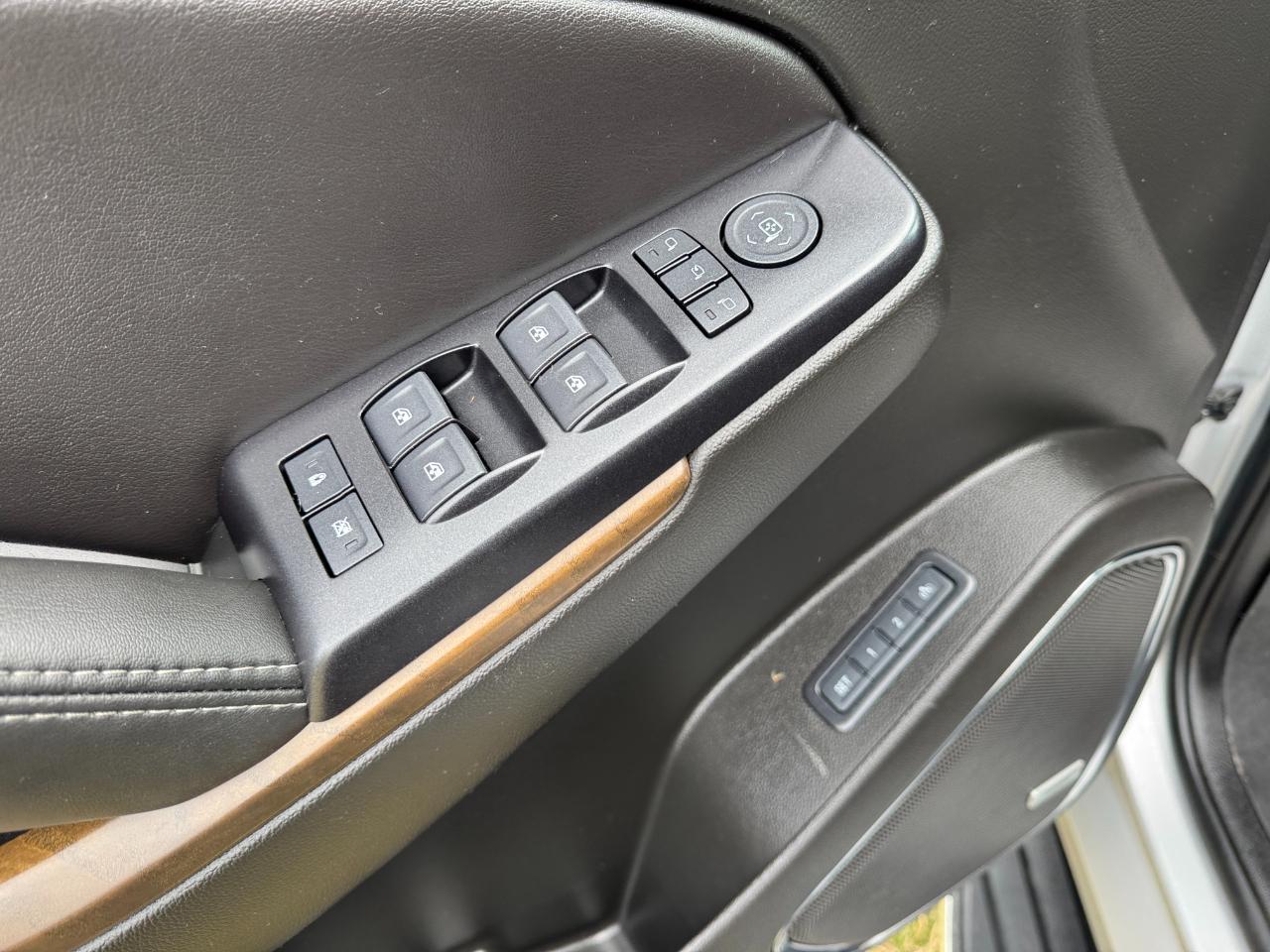 GMC Yukon 2WD 4dr Denali 2018