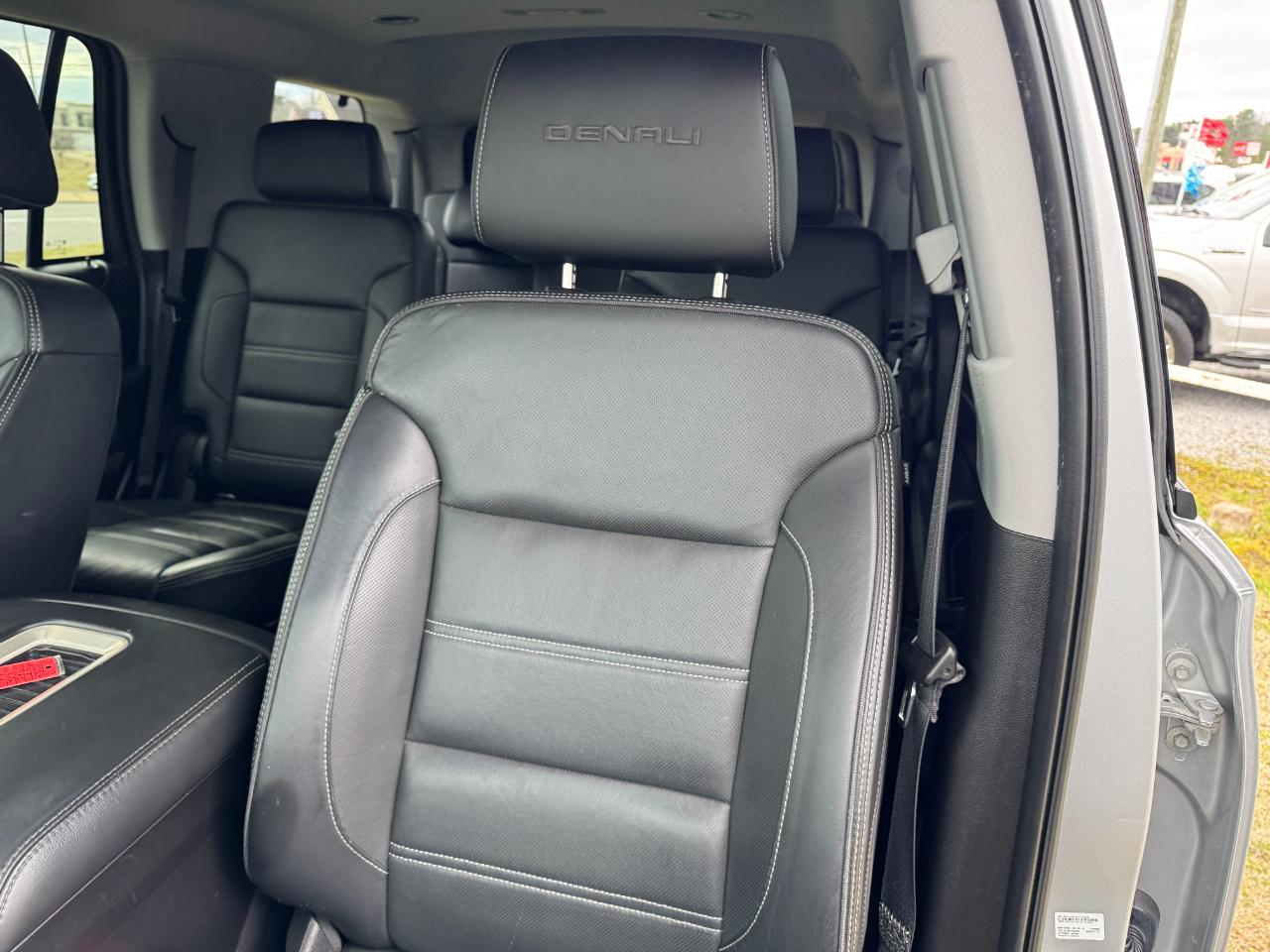 GMC Yukon 2WD 4dr Denali 2018