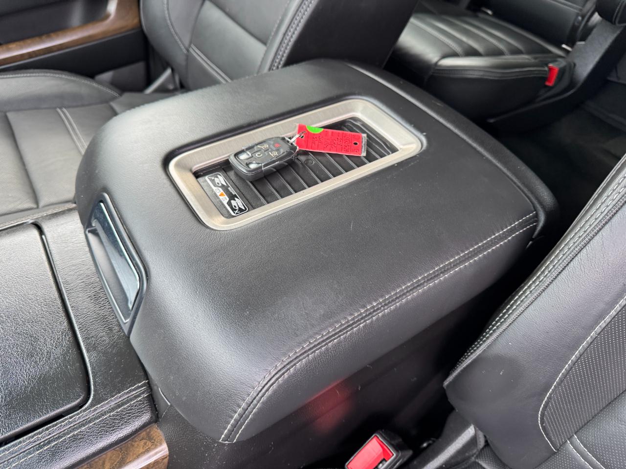 GMC Yukon 2WD 4dr Denali 2018