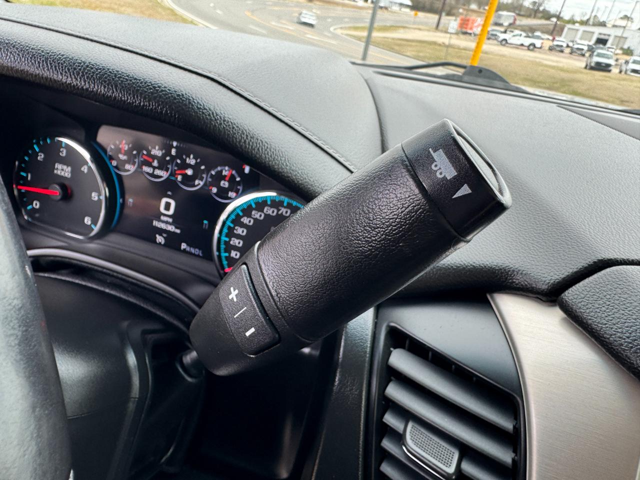 GMC Yukon 2WD 4dr Denali 2018