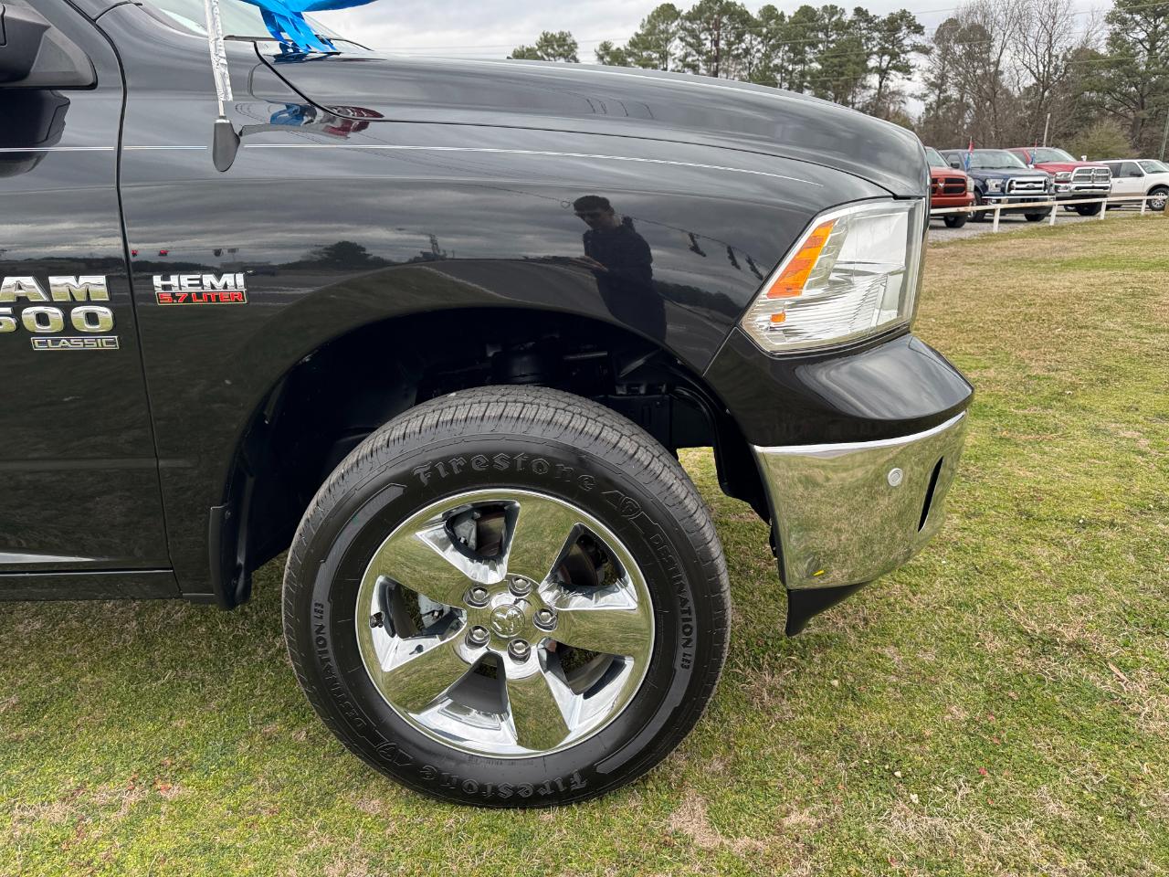 RAM 1500 Classic Big Horn 4x4 Crew Cab 5'7" Box 2019