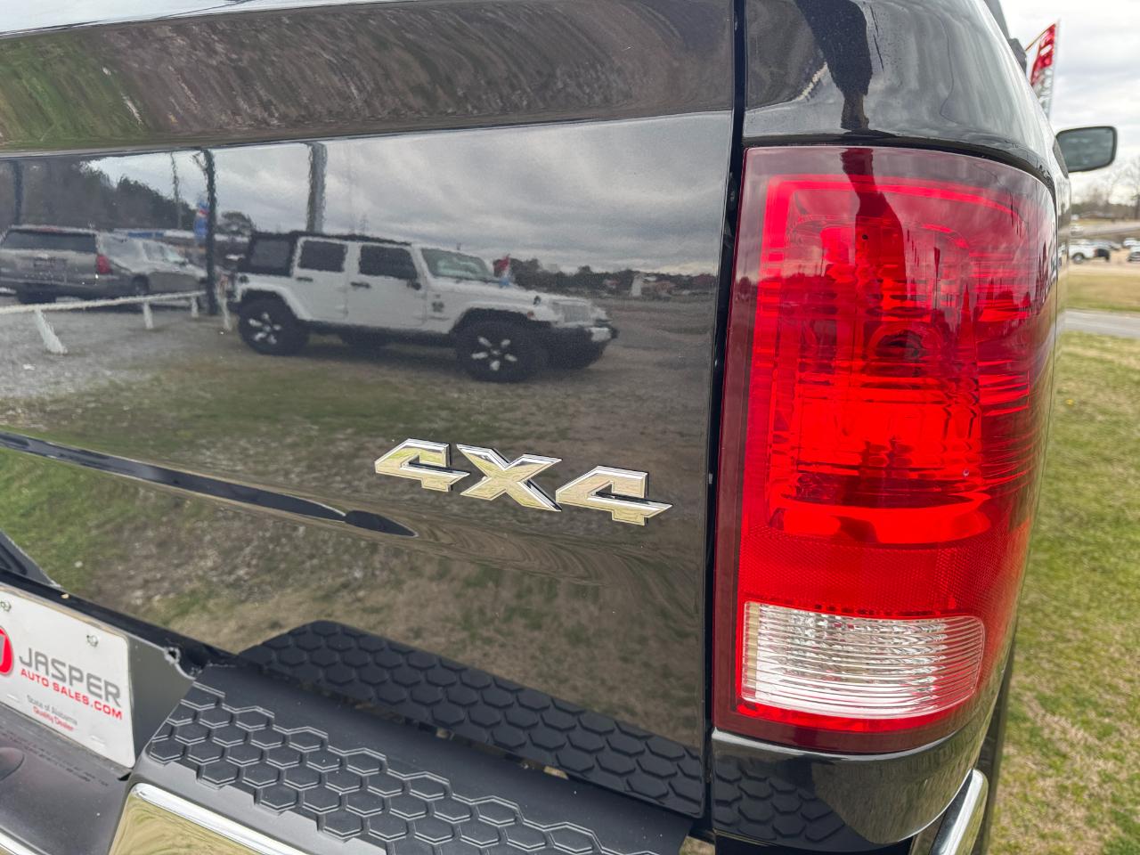 RAM 1500 Classic Big Horn 4x4 Crew Cab 5'7" Box 2019