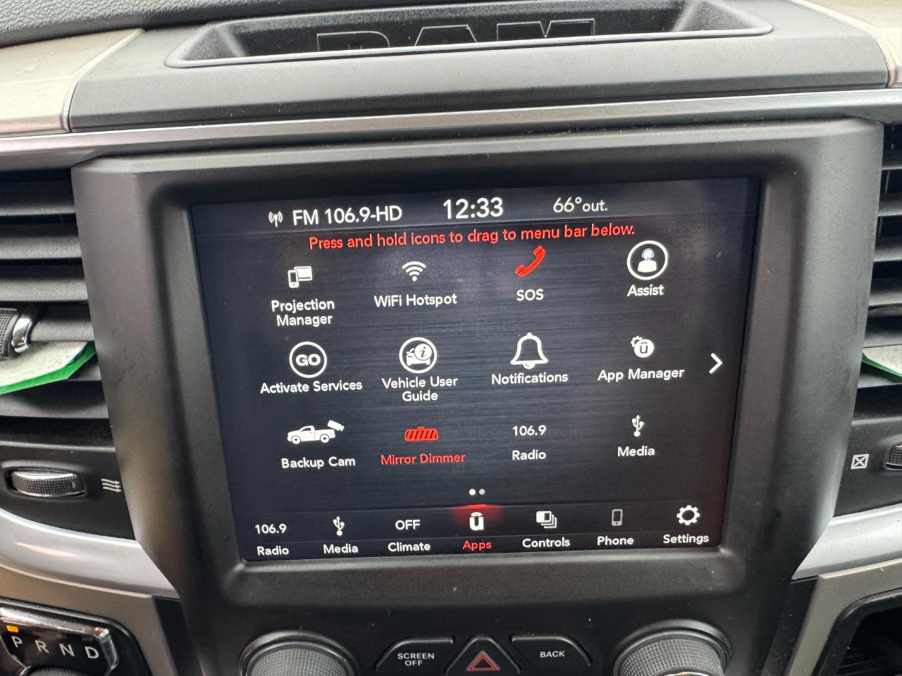 RAM 1500 Classic Big Horn 4x4 Crew Cab 5'7" Box 2019