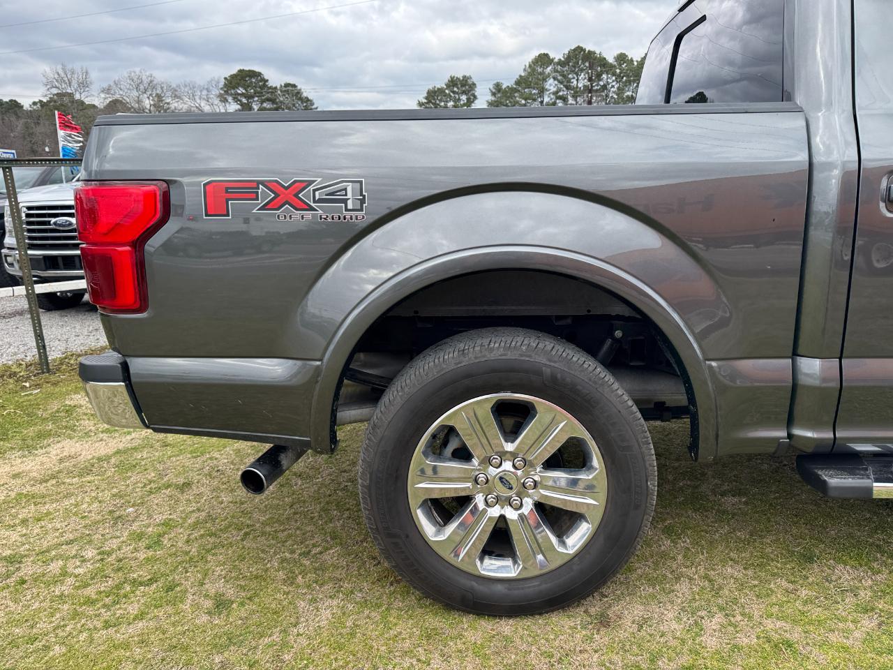 Ford F-150 Lariat 4WD SuperCrew 5.5' Box 2019