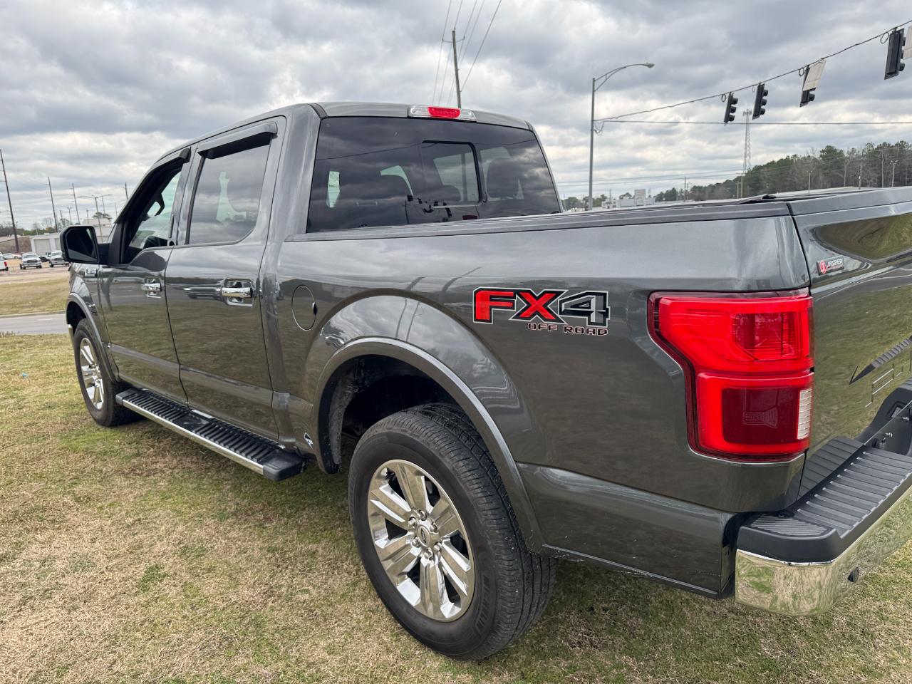 Ford F-150 Lariat 4WD SuperCrew 5.5' Box 2019