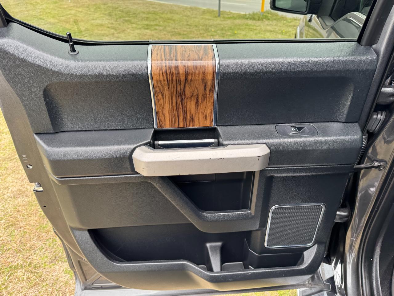 Ford F-150 Lariat 4WD SuperCrew 5.5' Box 2019