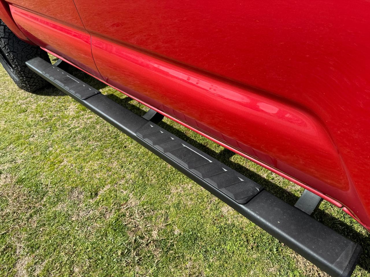 Toyota Tacoma 2WD SR Double Cab 5' Bed I4 AT (Natl) 2021