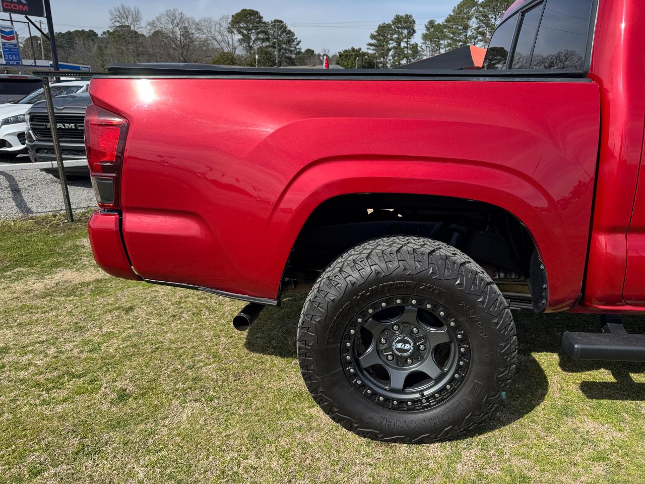 Toyota Tacoma 2WD SR Double Cab 5' Bed I4 AT (Natl) 2021
