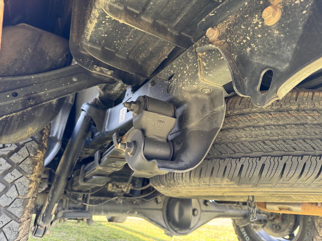 Toyota Tacoma 2WD SR Double Cab 5' Bed I4 AT (Natl) 2021