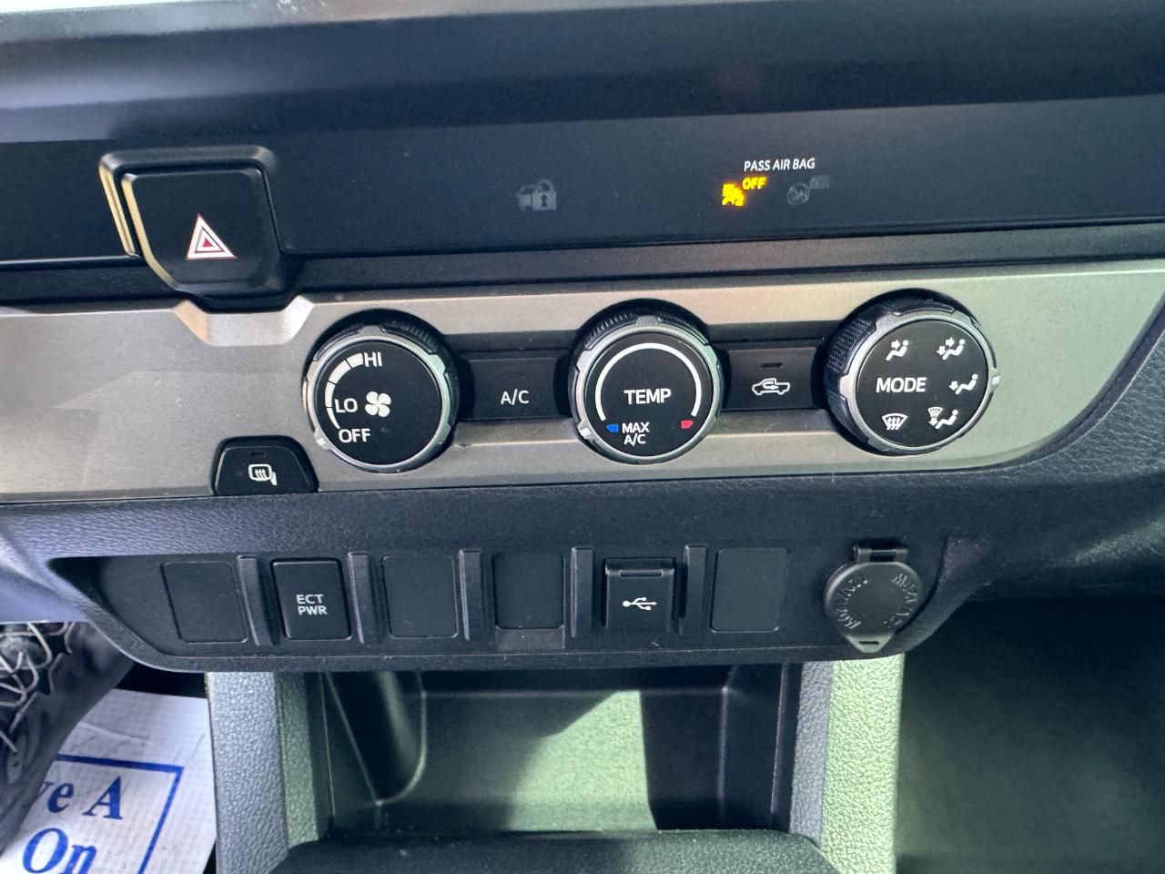 Toyota Tacoma 2WD SR Double Cab 5' Bed I4 AT (Natl) 2021