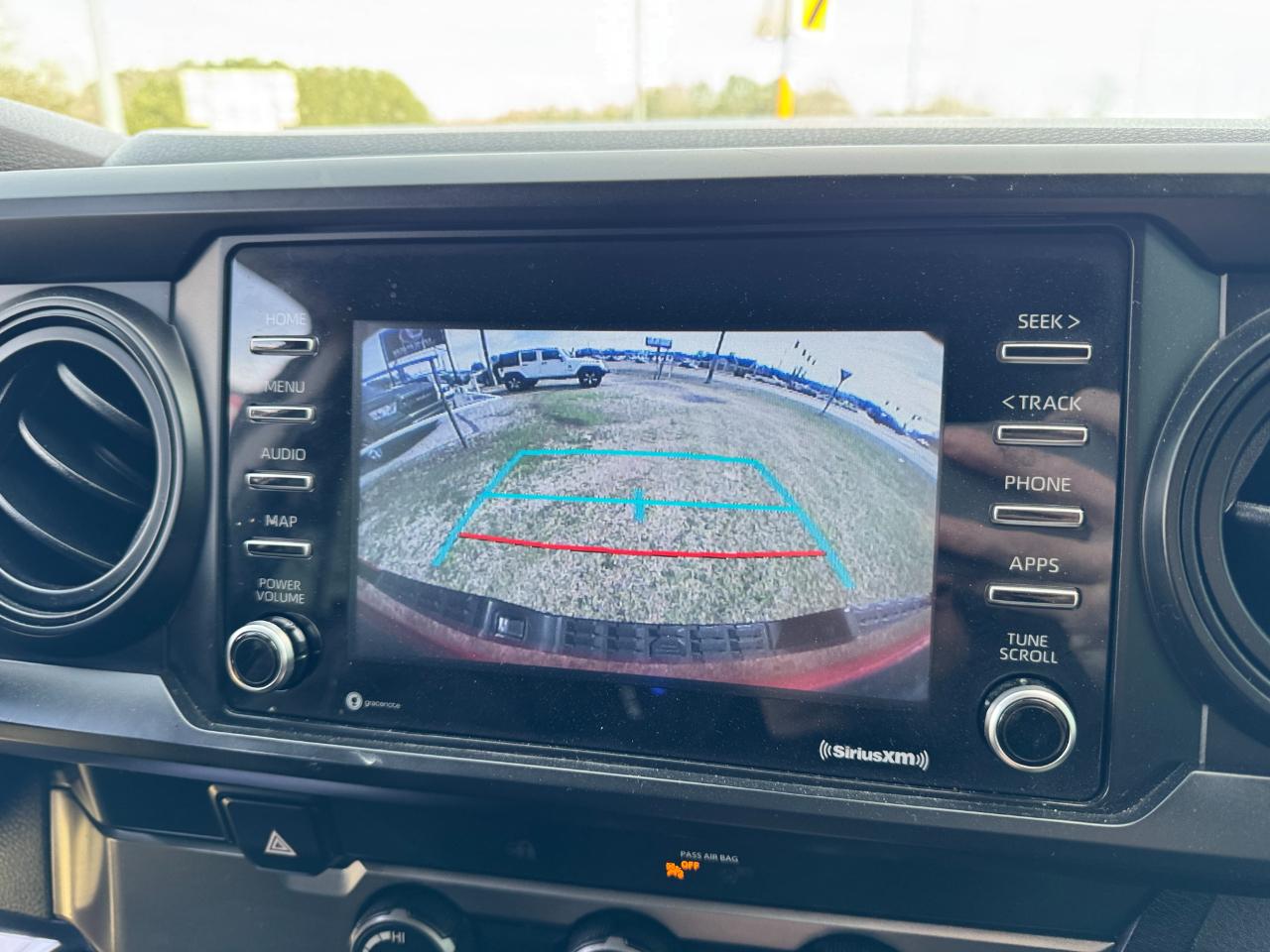 Toyota Tacoma 2WD SR Double Cab 5' Bed I4 AT (Natl) 2021