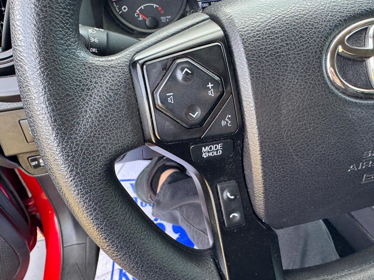 Toyota Tacoma 2WD SR Double Cab 5' Bed I4 AT (Natl) 2021