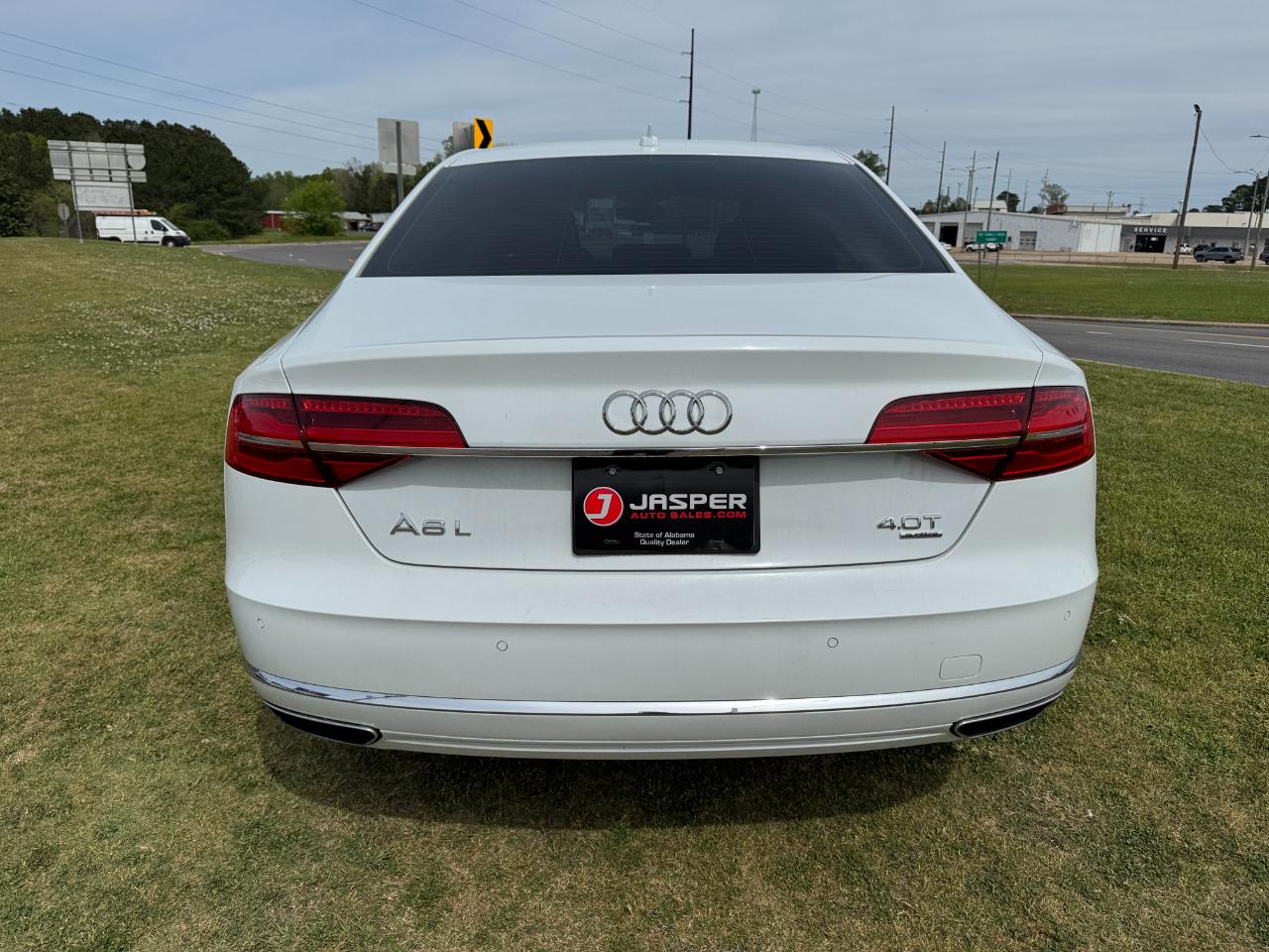 Audi A8 L 4dr Sdn 4.0T 2015