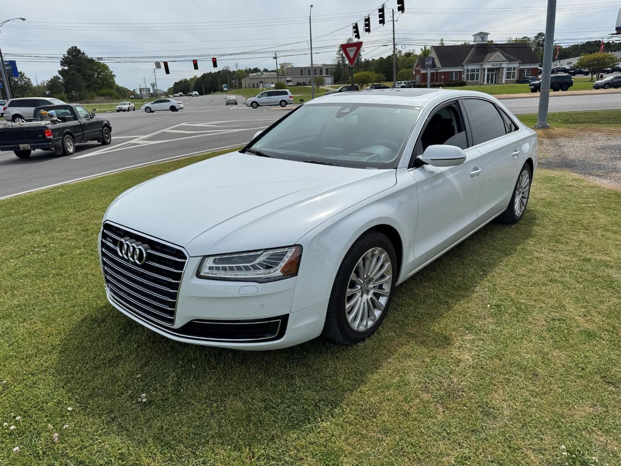 Audi A8 L 4dr Sdn 4.0T 2015