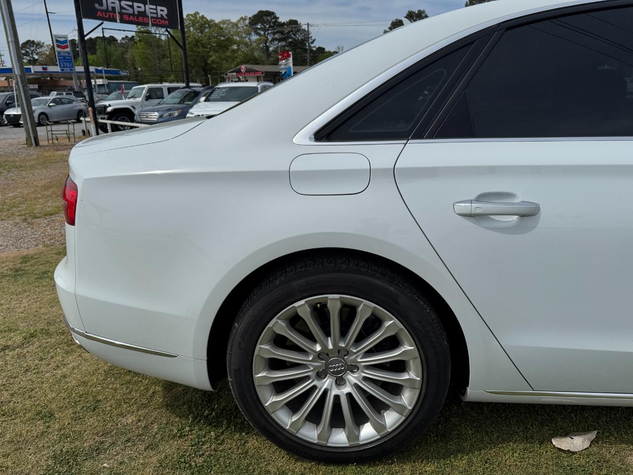 Audi A8 L 4dr Sdn 4.0T 2015