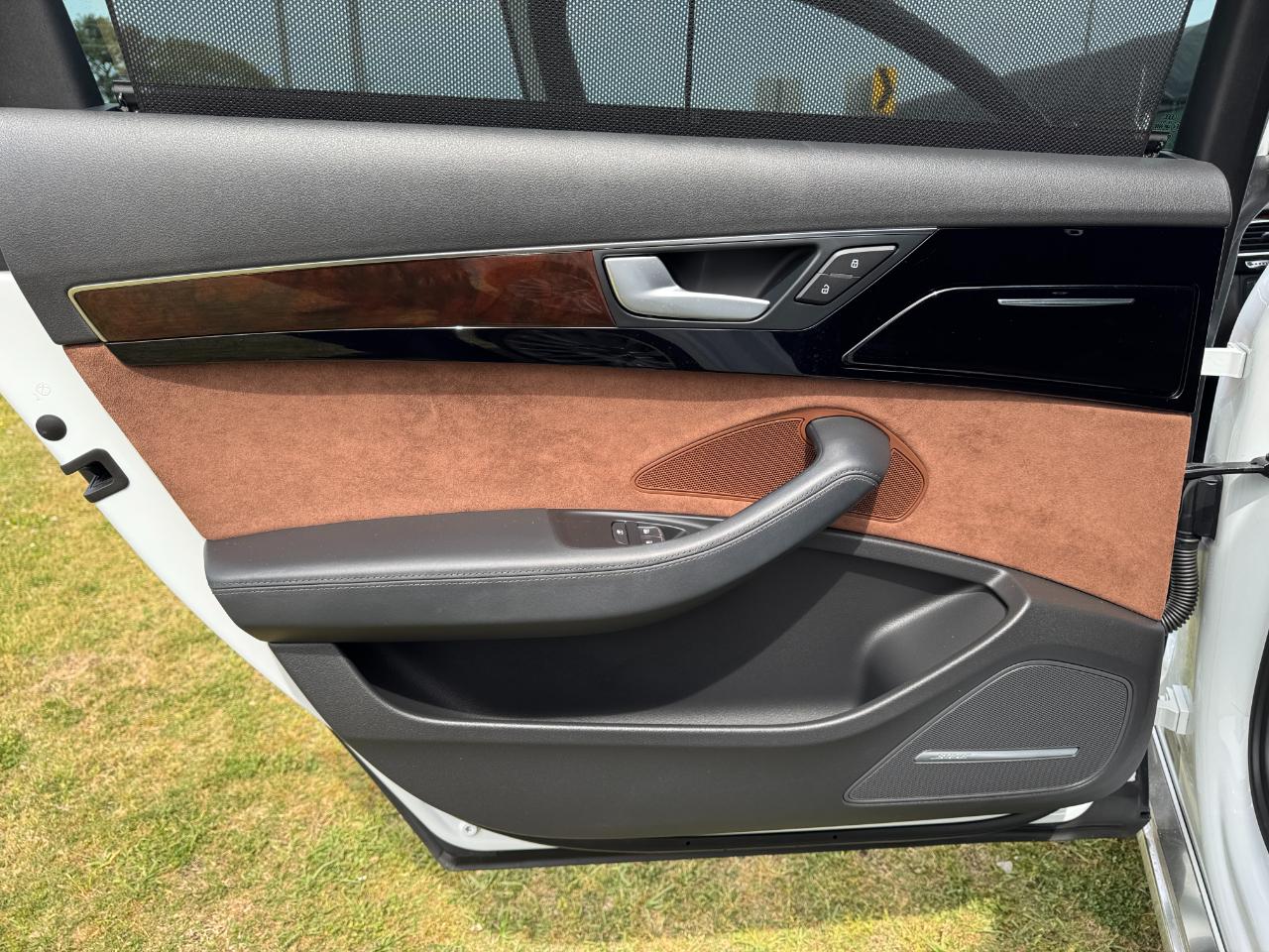 Audi A8 L 4dr Sdn 4.0T 2015