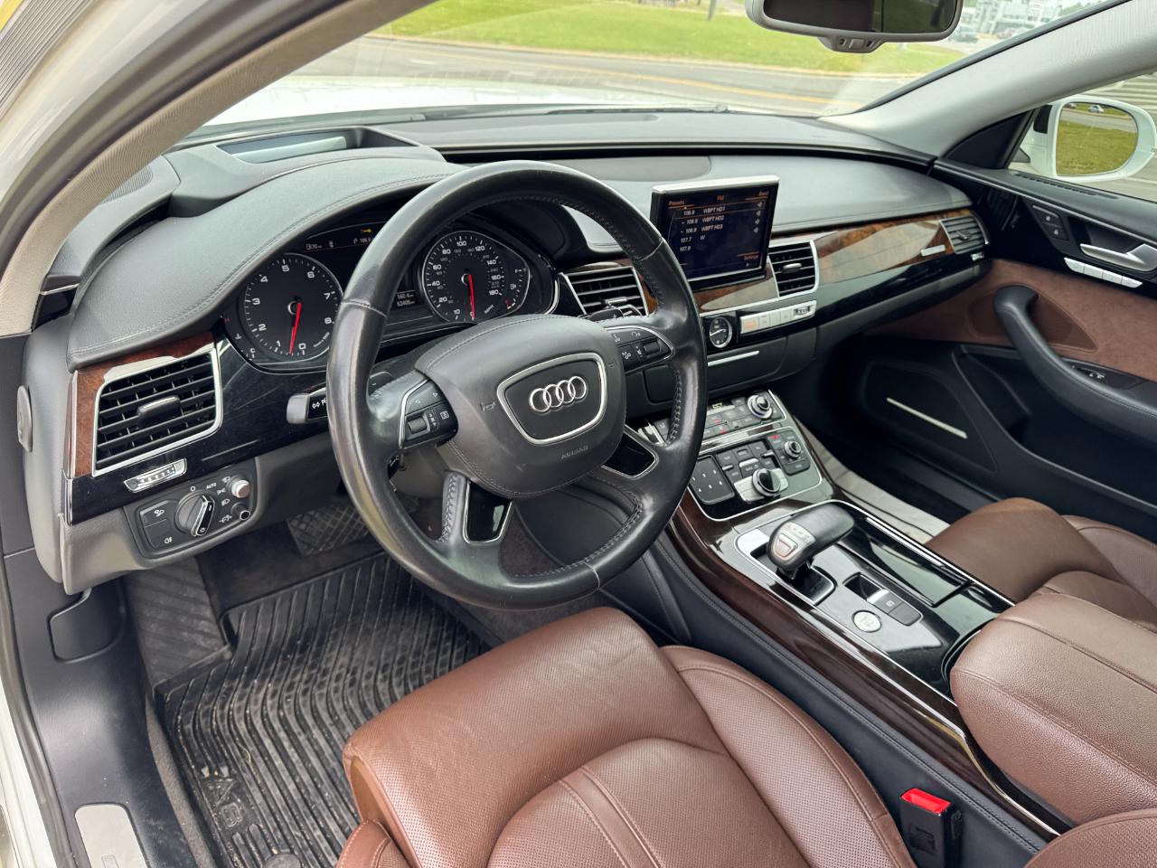 Audi A8 L 4dr Sdn 4.0T 2015