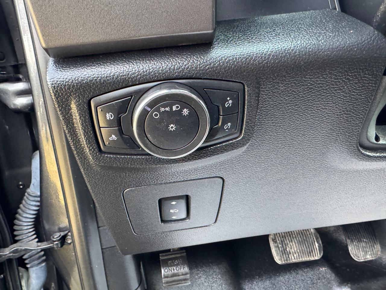 Ford F-150 XLT 4WD SuperCrew 5.5' Box 2017