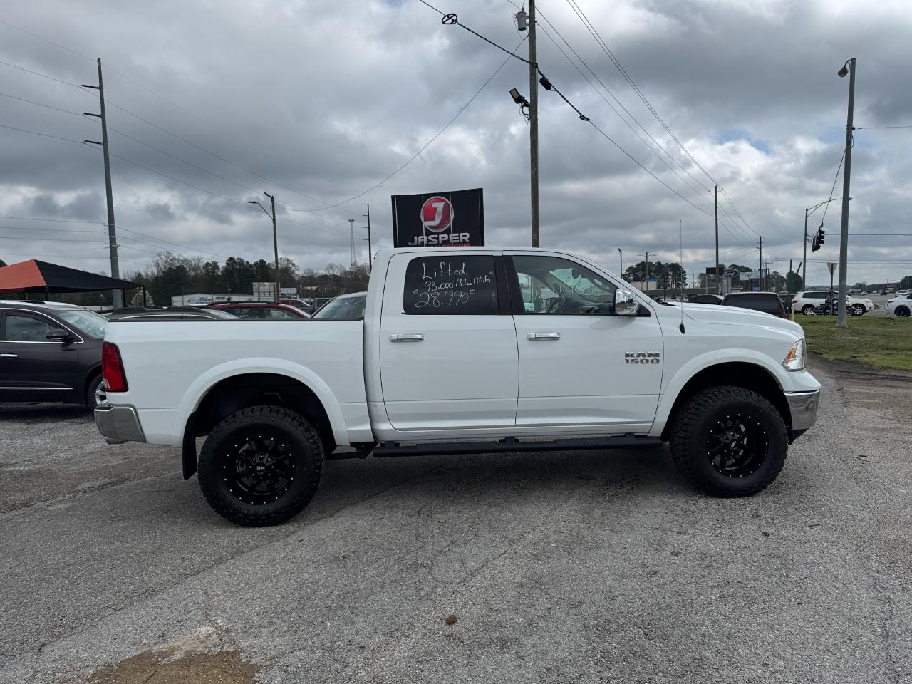 RAM 1500 Harvest 4x4 Crew Cab 5'7" Box *Ltd Avail* 2018