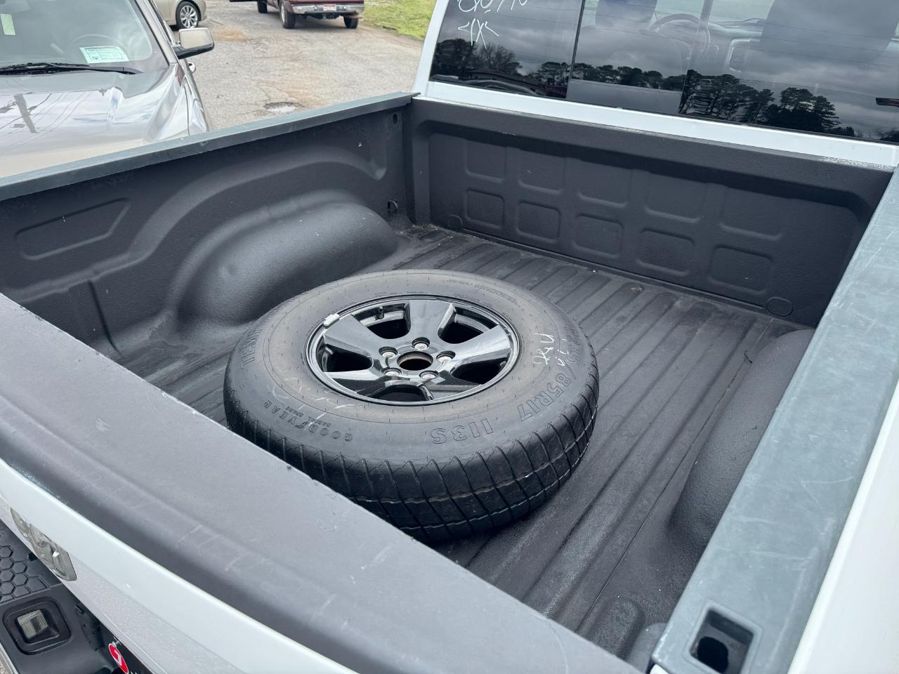 RAM 1500 Harvest 4x4 Crew Cab 5'7" Box *Ltd Avail* 2018