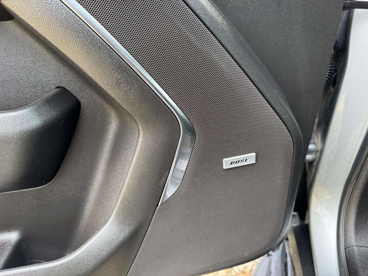 Chevrolet Tahoe 2WD 4dr LT 2024