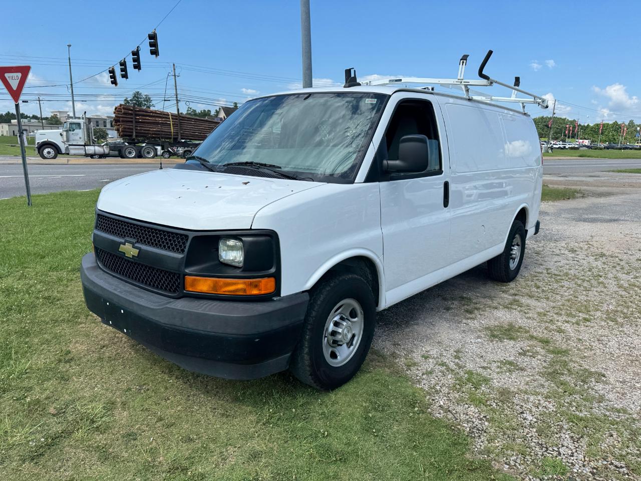 Chevrolet Express Cargo Van RWD 2500 135" 2017