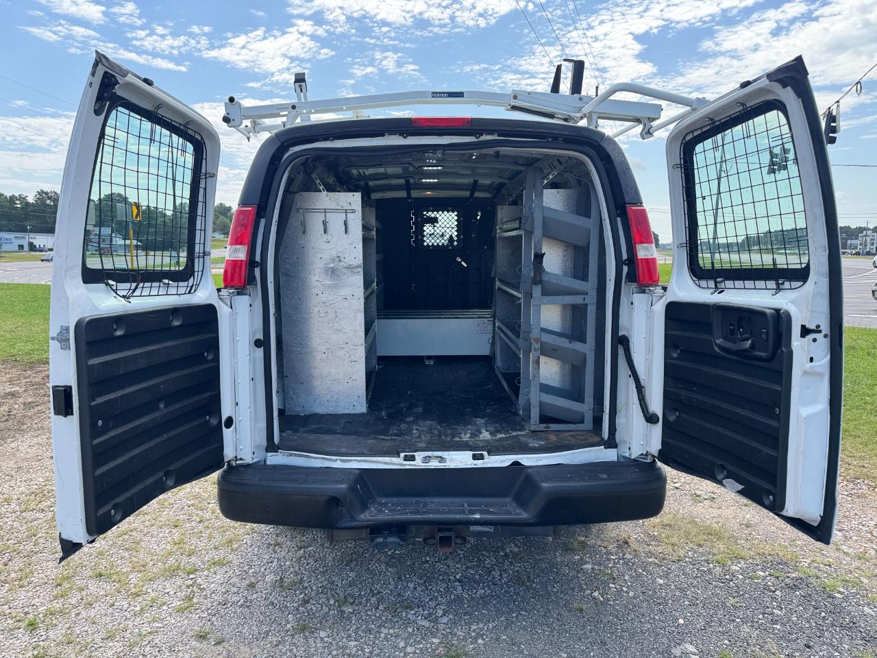 Chevrolet Express Cargo Van RWD 2500 135" 2017