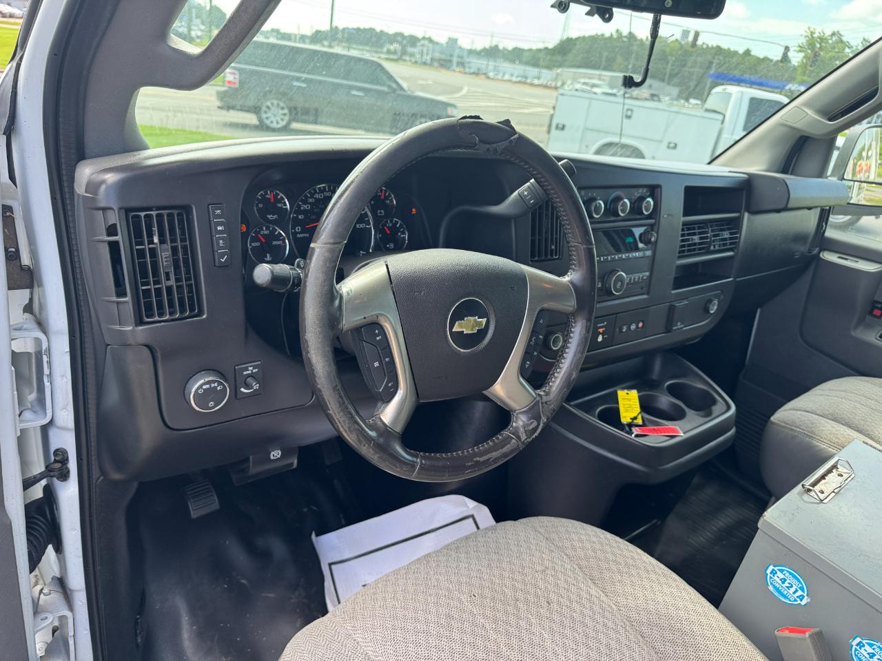 Chevrolet Express Cargo Van RWD 2500 135" 2017