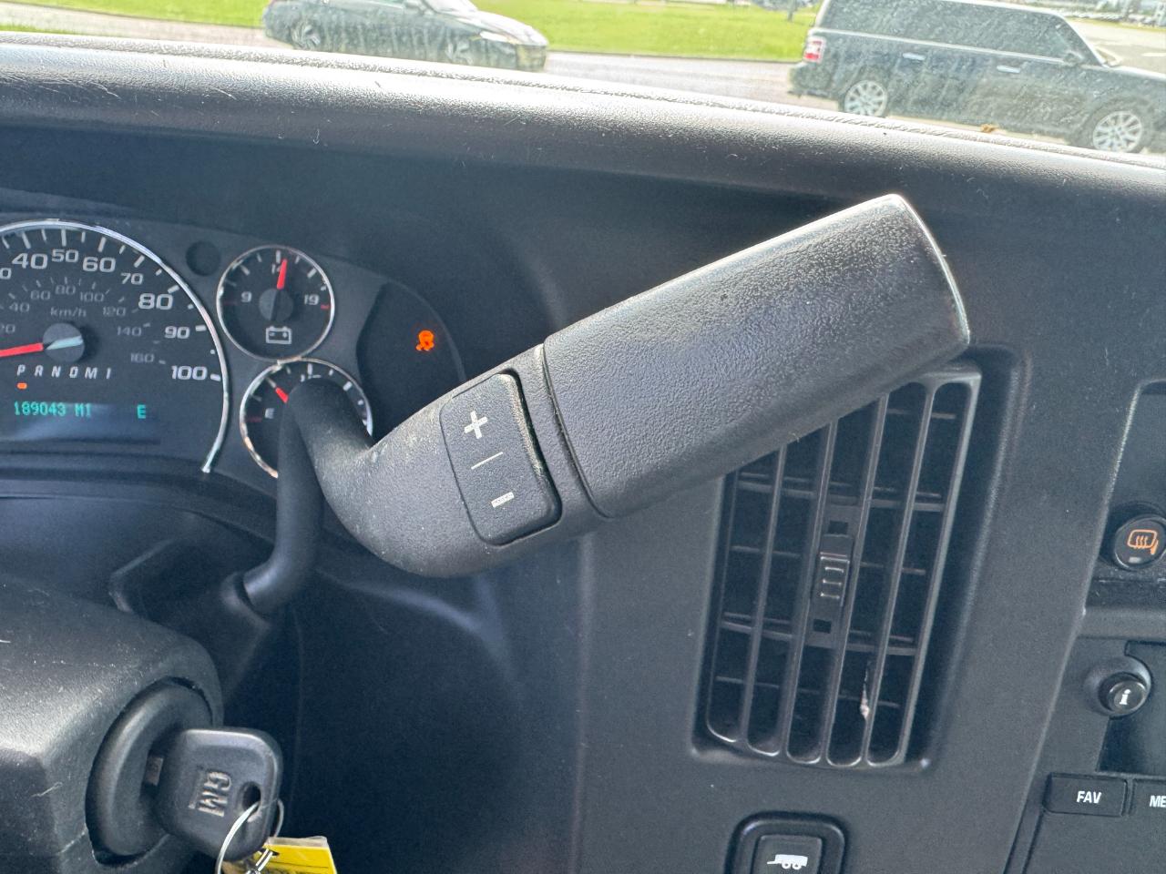 Chevrolet Express Cargo Van RWD 2500 135" 2017