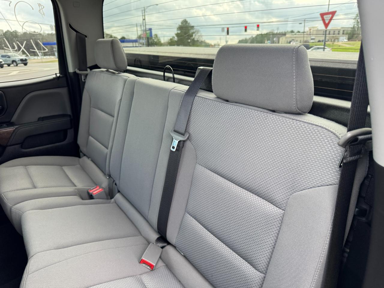 GMC Sierra 1500 4WD Double Cab 143.5" SLE 2018