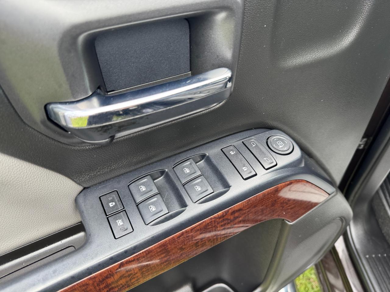 GMC Sierra 1500 4WD Double Cab 143.5" SLE 2018