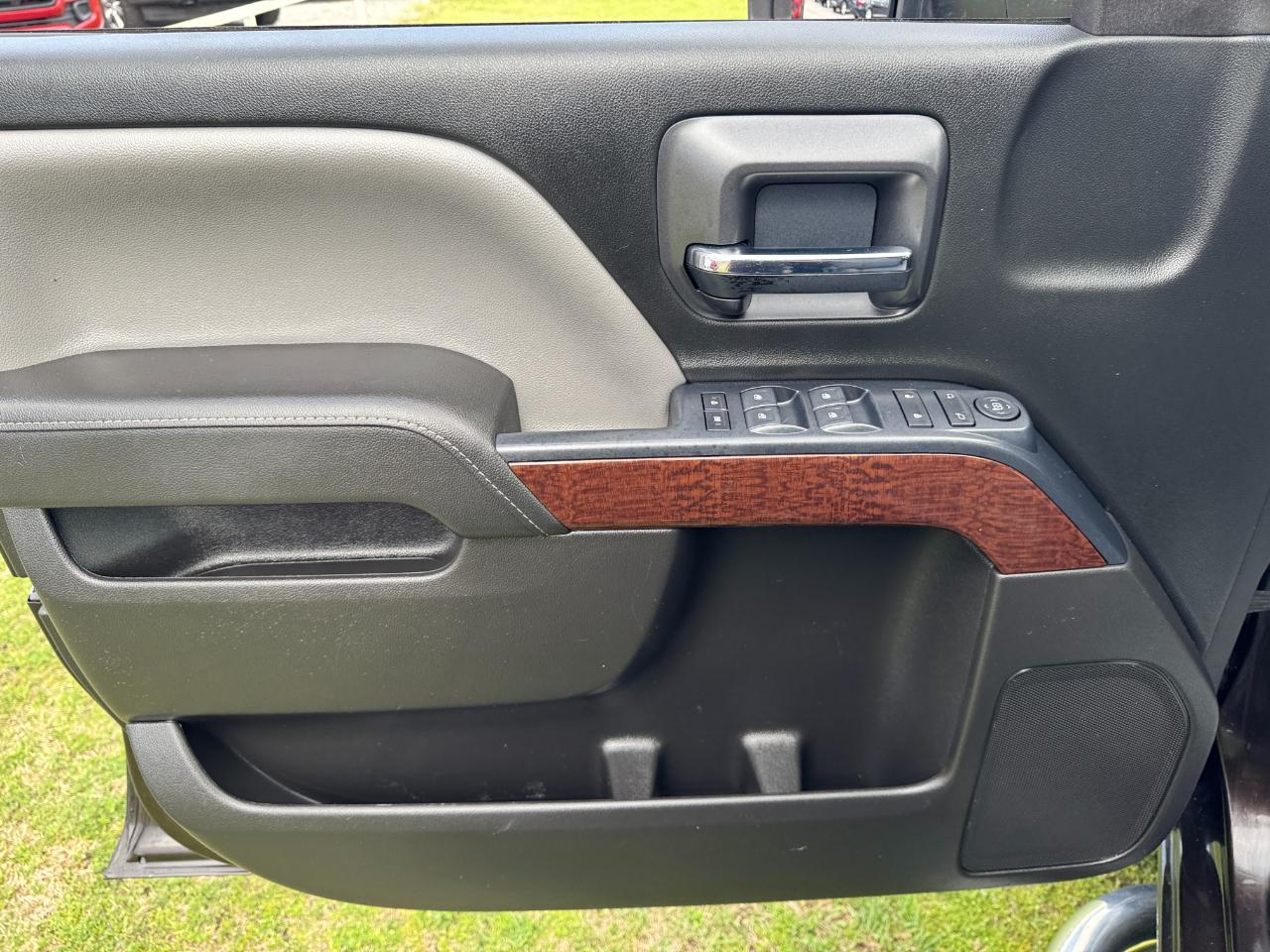 GMC Sierra 1500 4WD Double Cab 143.5" SLE 2018