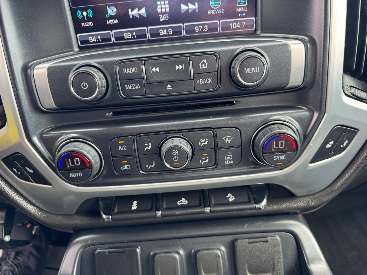 GMC Sierra 1500 4WD Double Cab 143.5" SLE 2018