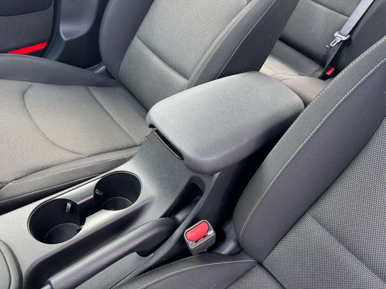 Kia Forte LXS IVT 2024