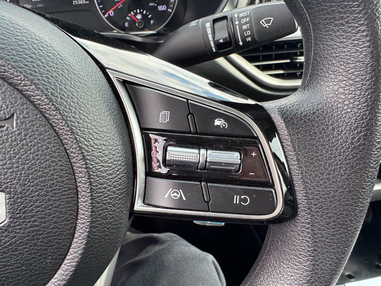 Kia Forte LXS IVT 2024