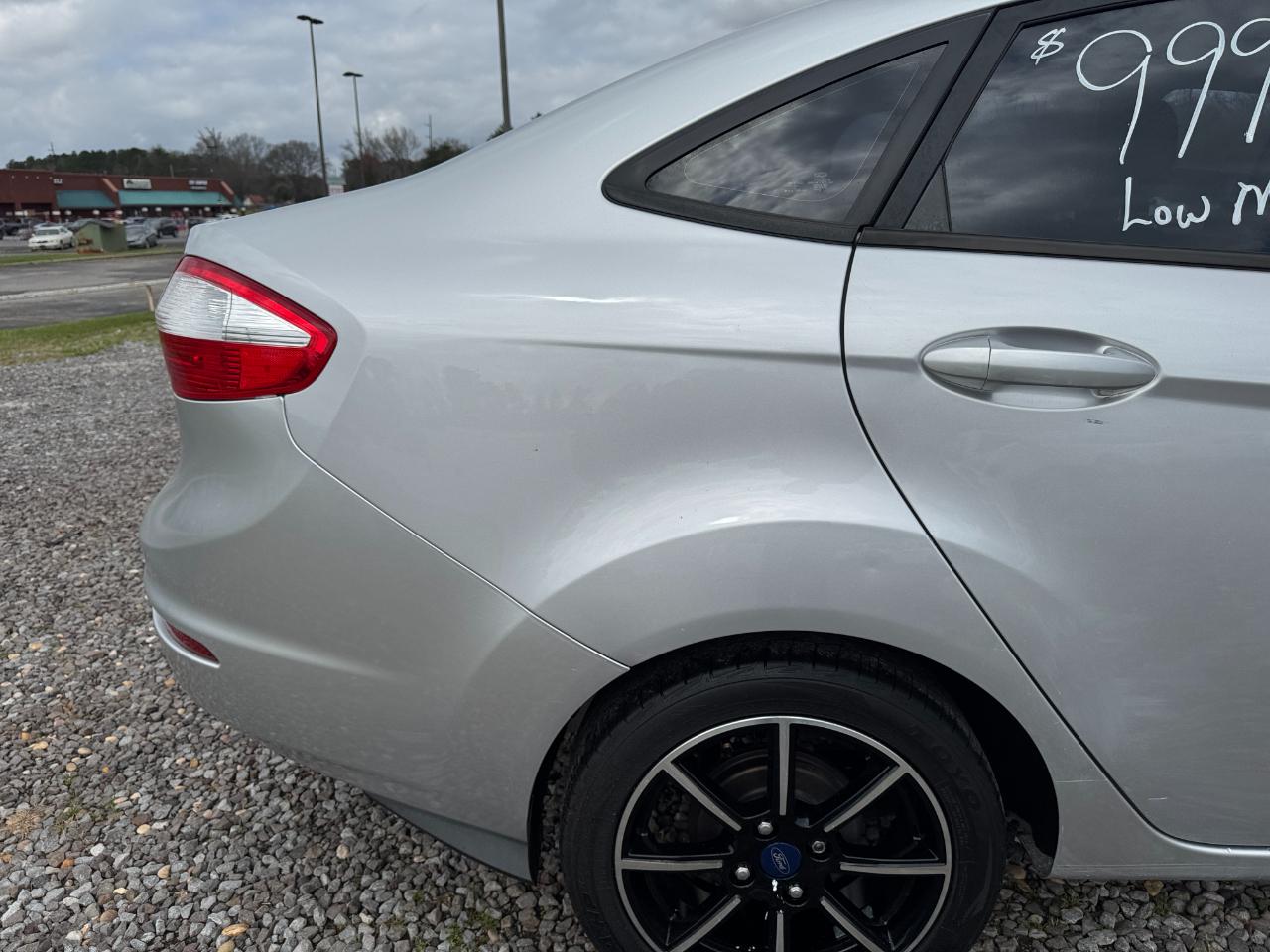 Ford Fiesta SE Sedan 2017