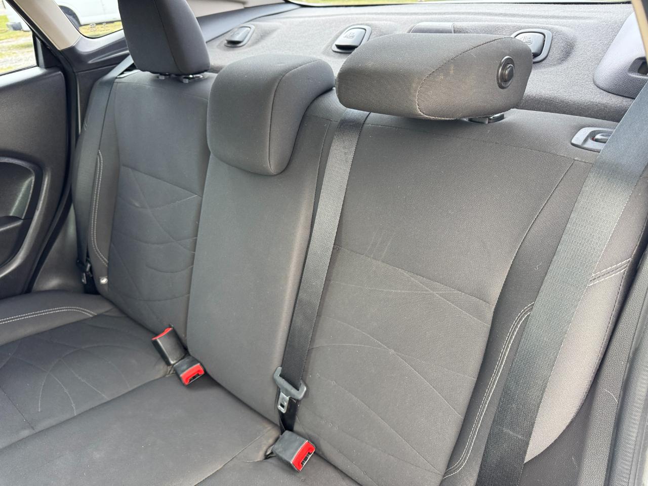 Ford Fiesta SE Sedan 2017