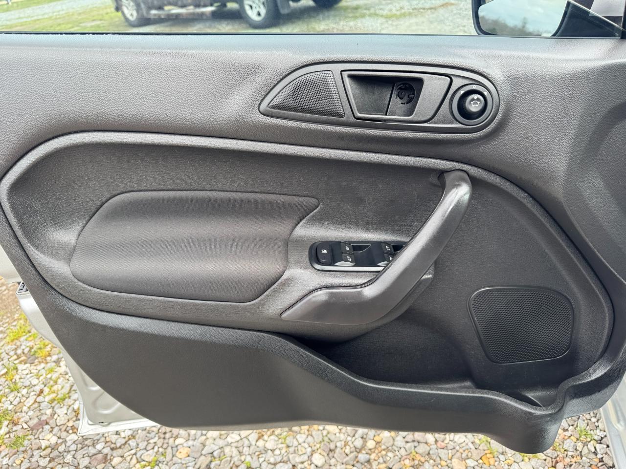 Ford Fiesta SE Sedan 2017