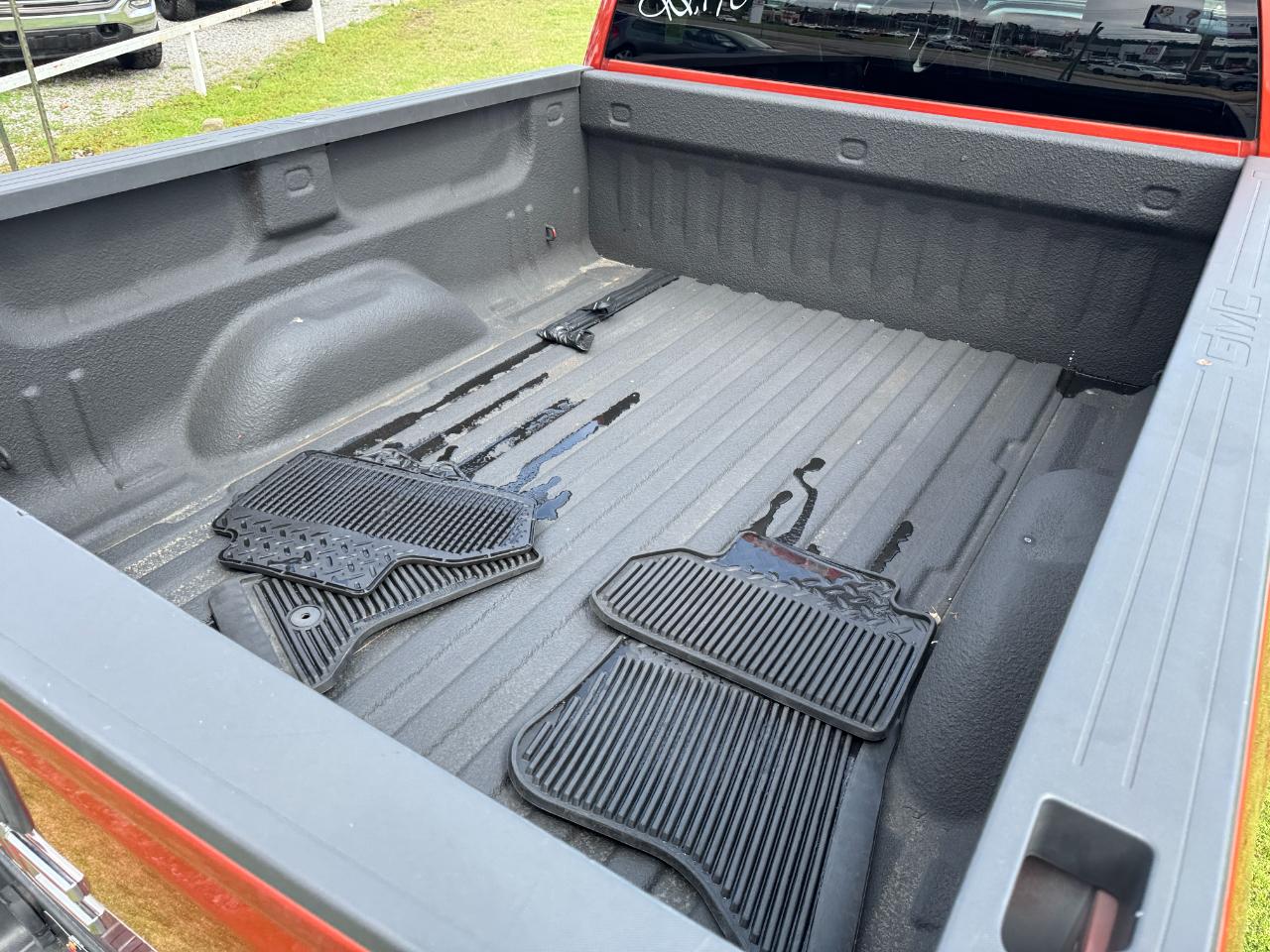 GMC Sierra 1500 4WD Double Cab 143.5" SLE 2015