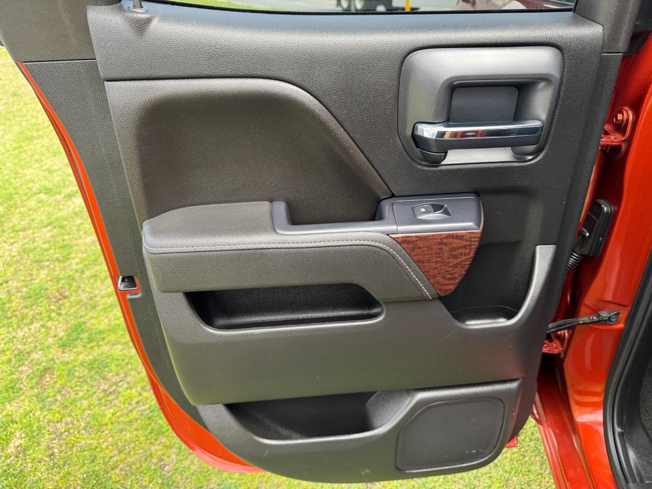 GMC Sierra 1500 4WD Double Cab 143.5" SLE 2015