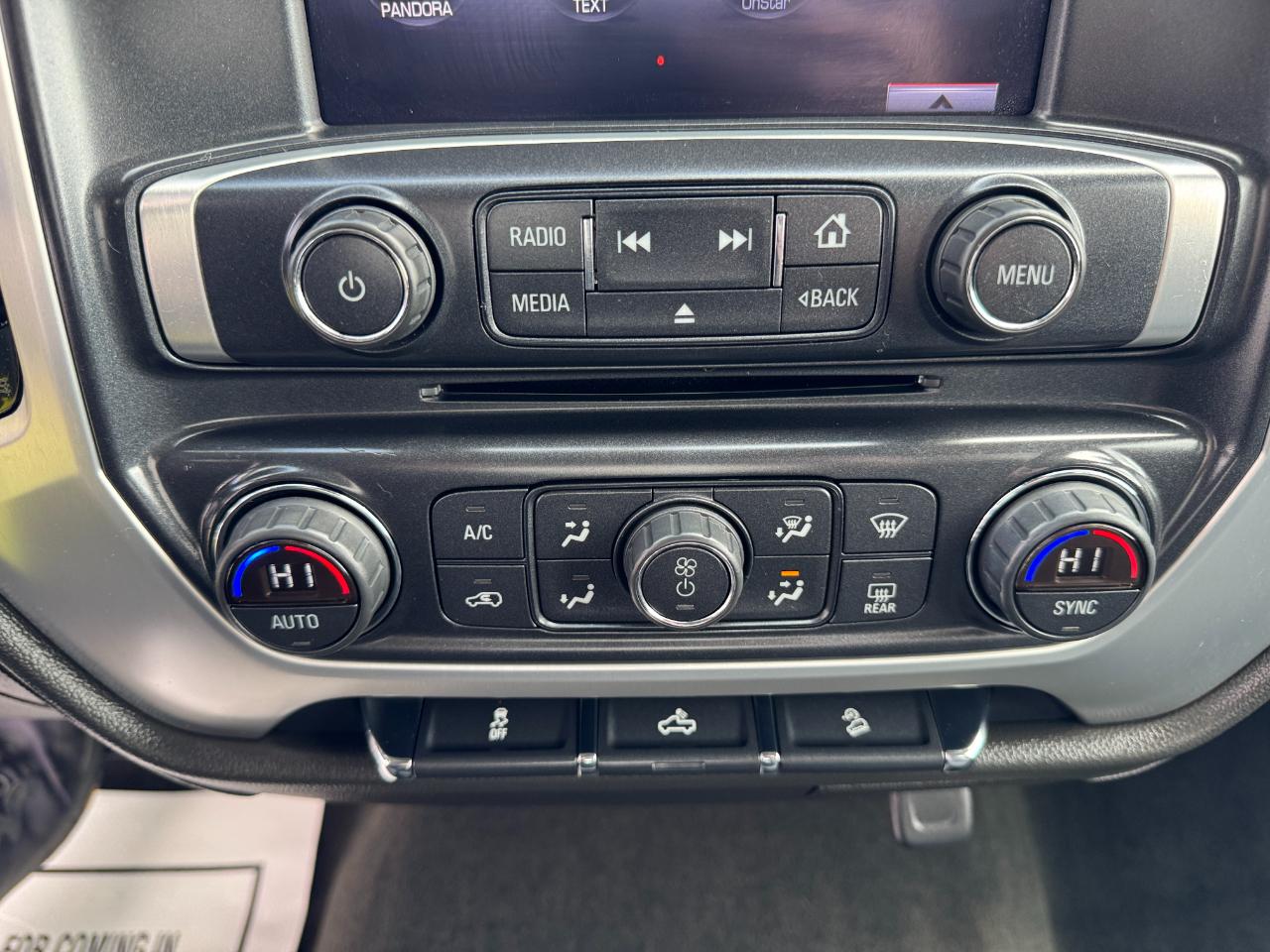 GMC Sierra 1500 4WD Double Cab 143.5" SLE 2015