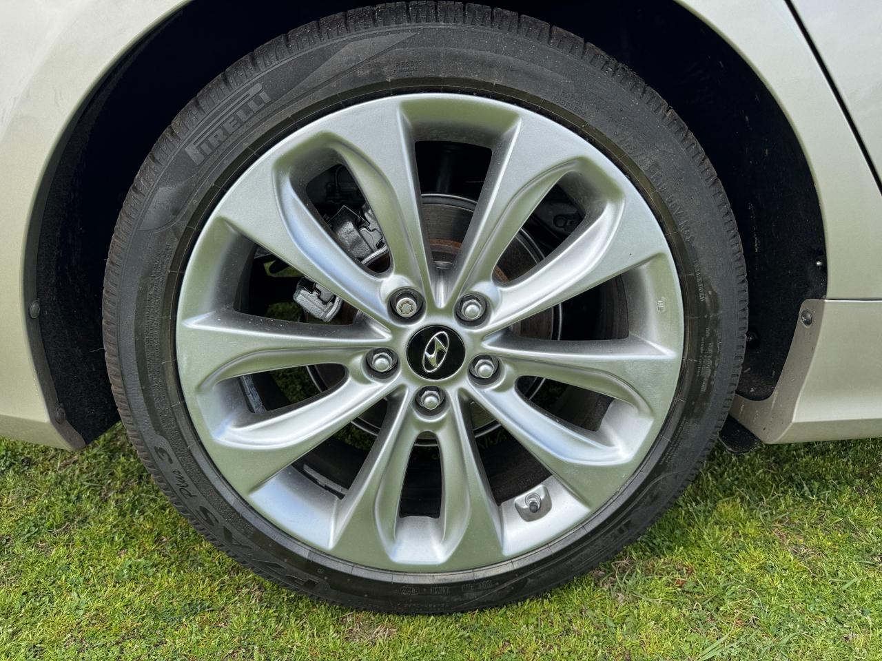 Hyundai Sonata 4dr Sdn 2.0L Auto Ltd 2011