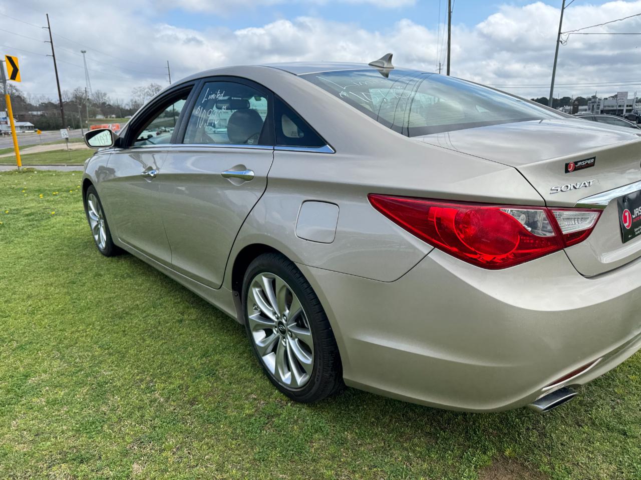 Hyundai Sonata 4dr Sdn 2.0L Auto Ltd 2011