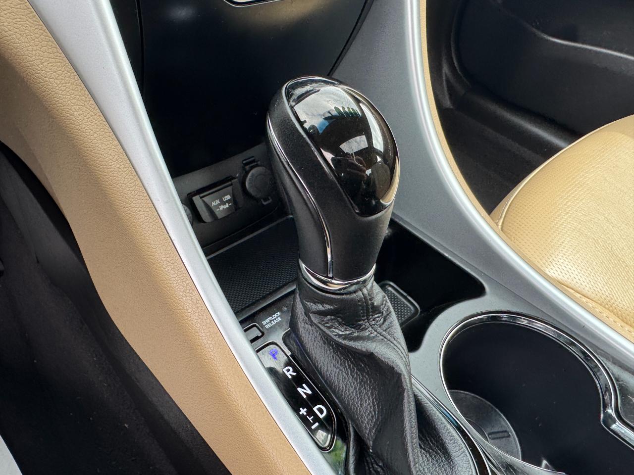 Hyundai Sonata 4dr Sdn 2.0L Auto Ltd 2011