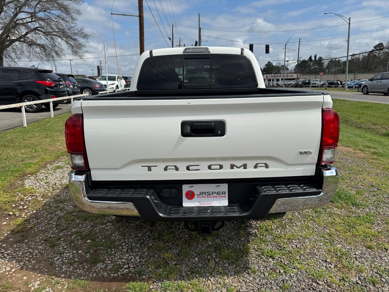 Toyota Tacoma 2WD SR5 Double Cab 5' Bed V6 AT (Natl) 2021