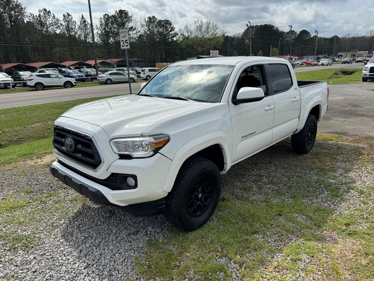 Toyota Tacoma 2WD SR5 Double Cab 5' Bed V6 AT (Natl) 2021