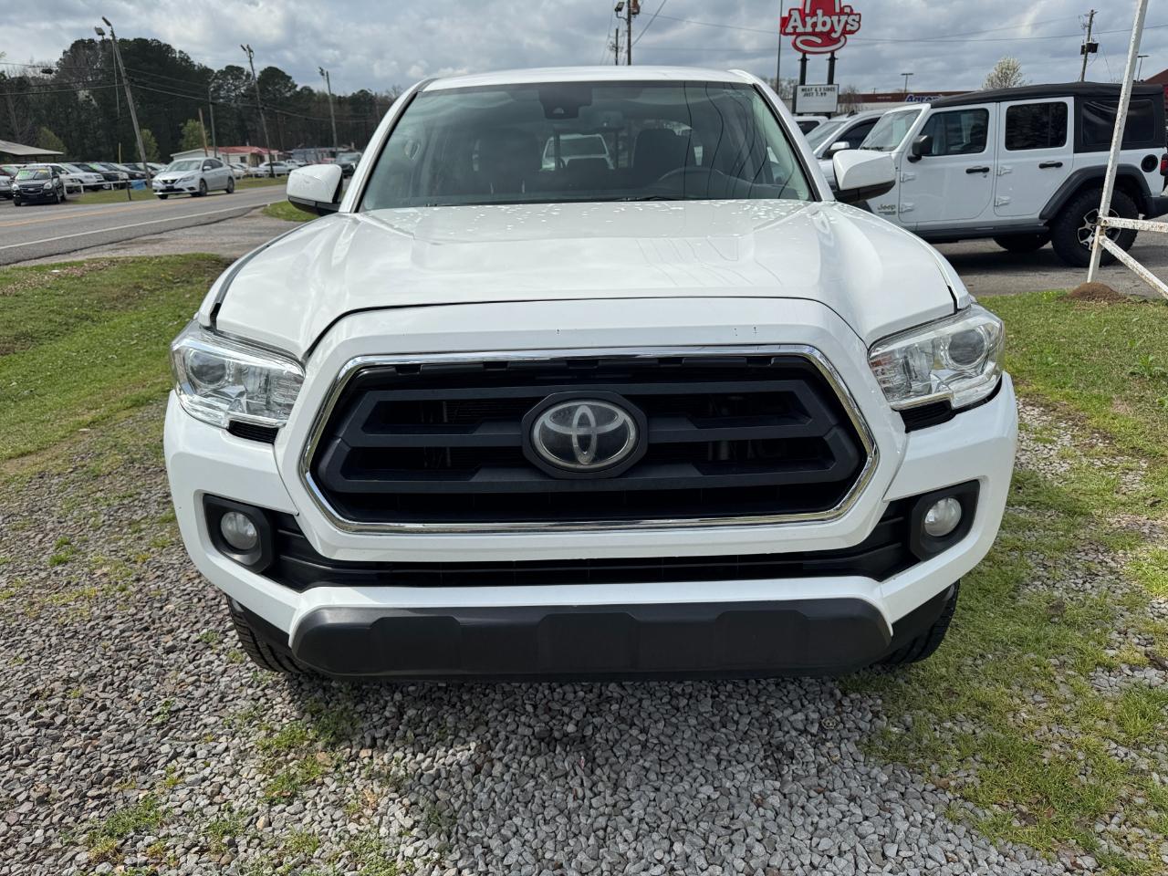 Toyota Tacoma 2WD SR5 Double Cab 5' Bed V6 AT (Natl) 2021