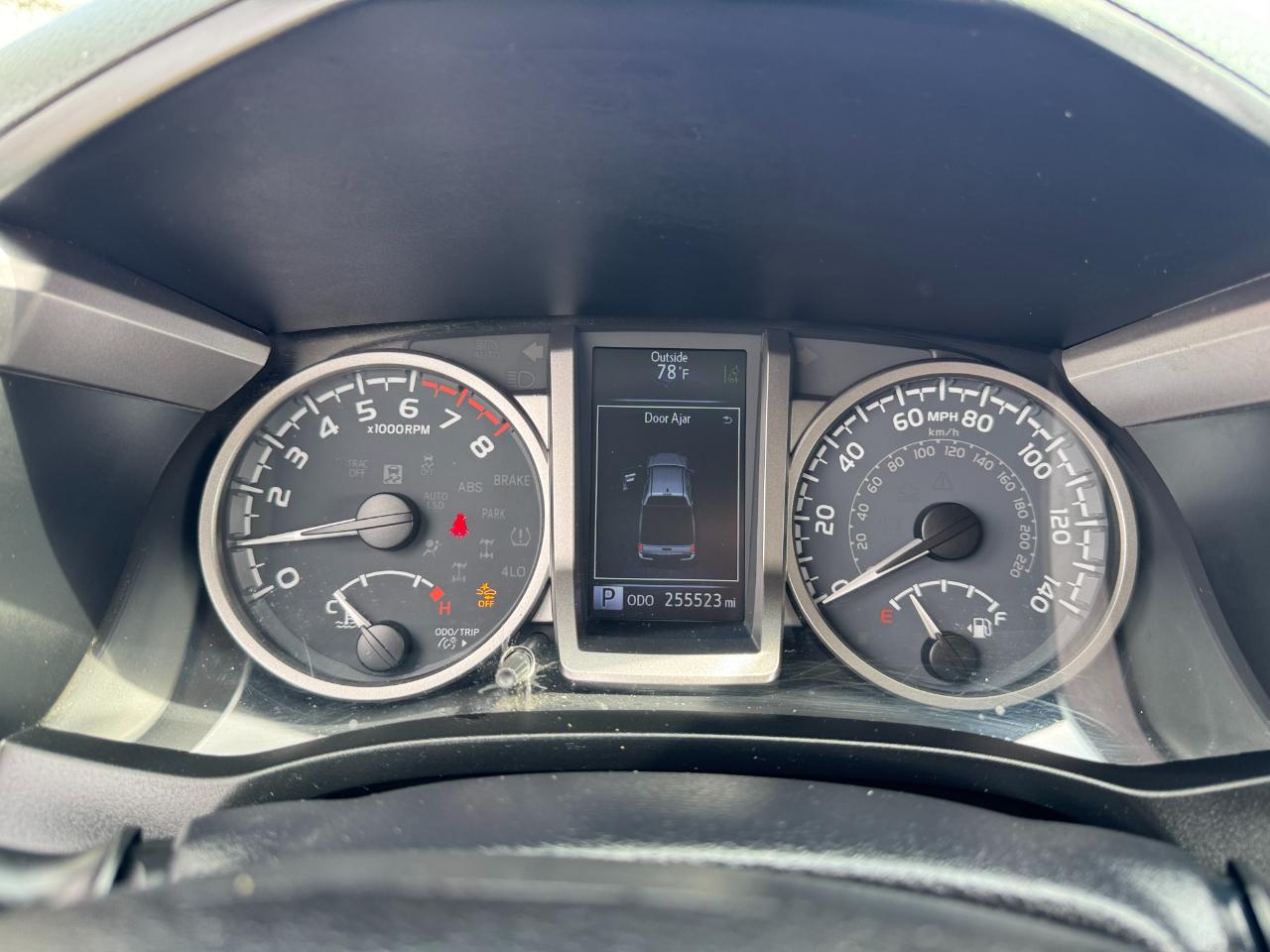 Toyota Tacoma 2WD SR5 Double Cab 5' Bed V6 AT (Natl) 2021