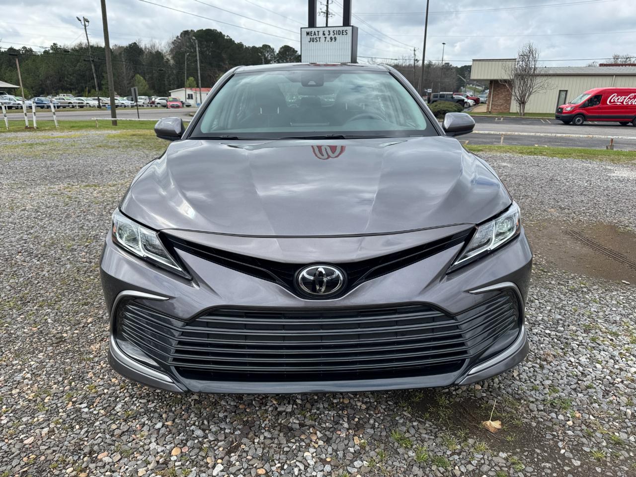 Toyota Camry LE Auto (Natl) 2021