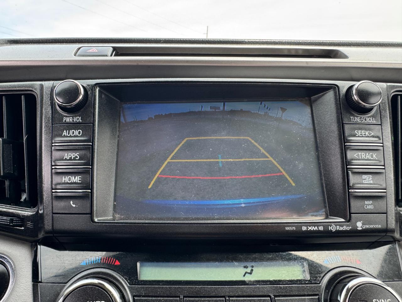 Toyota RAV4 XLE FWD (Natl) 2018